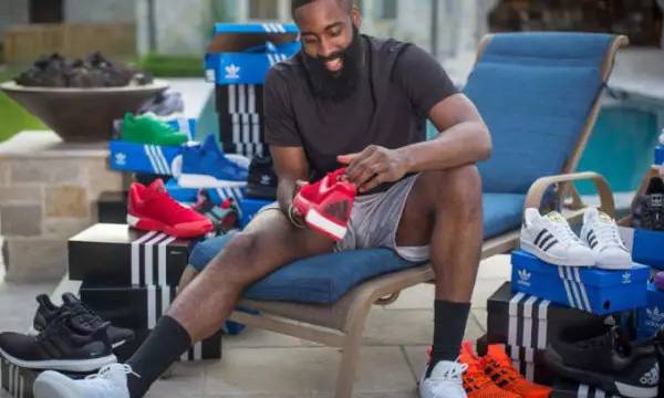 无缘直通世界杯后麦克拉伦辞职，迪尼：他照着稿子念，很虚伪（冲击世界杯直通失败，麦克拉伦请辞；迪尼批其照稿宣读不真诚）