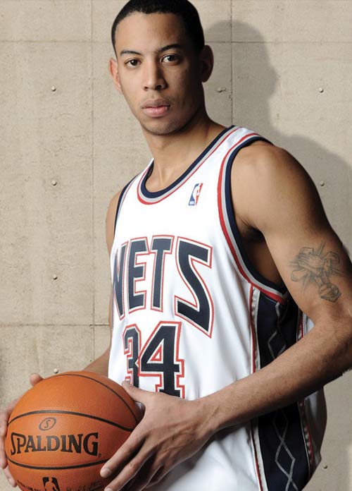 刷新中甲金靴进球纪录，姆本扎：自豪，队友的功劳和我一样大（改写中甲金靴进球数纪录，姆本扎：我很自豪，队友功劳不比我小）